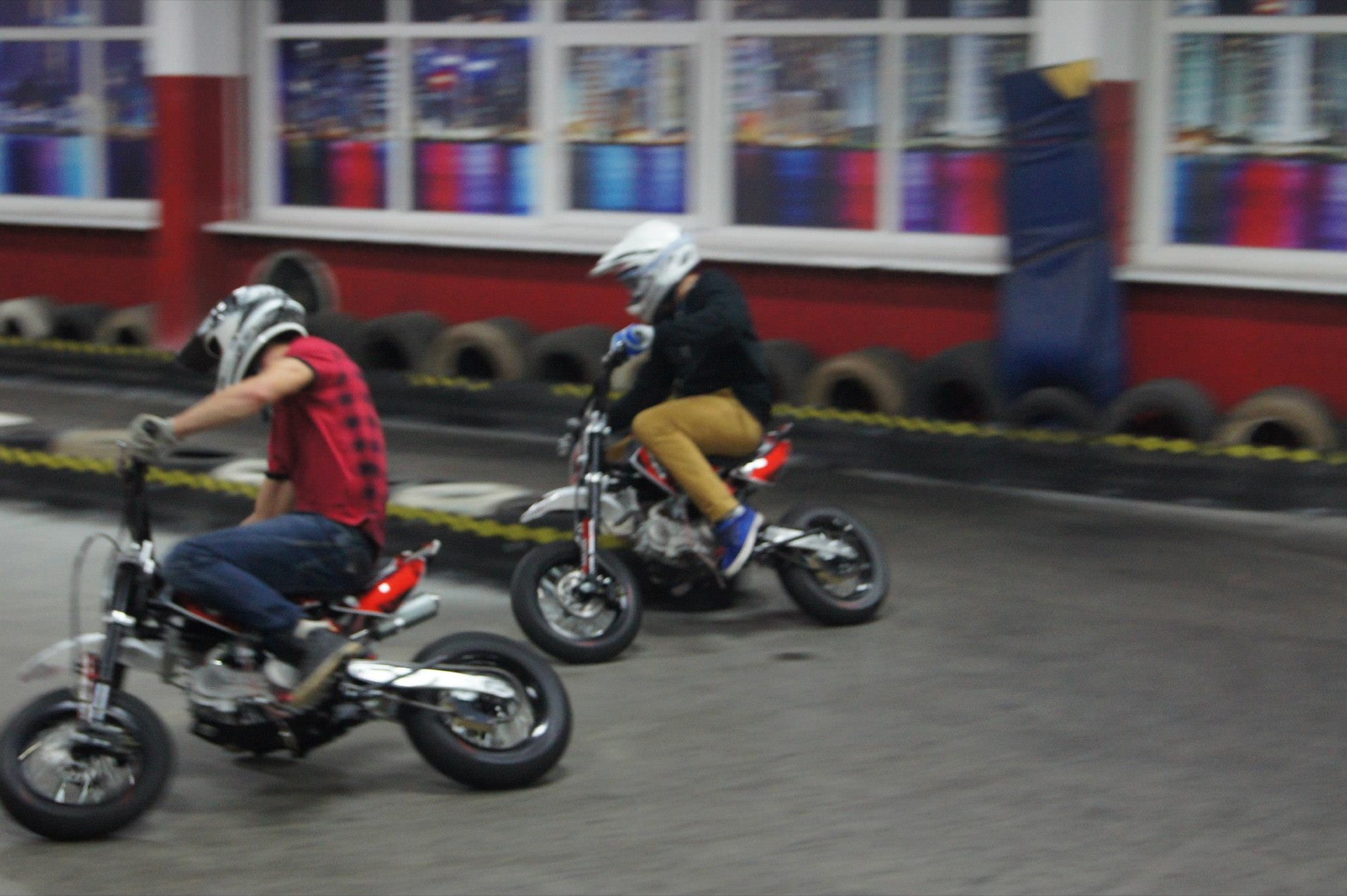 Pitbike na torze ICF Karting