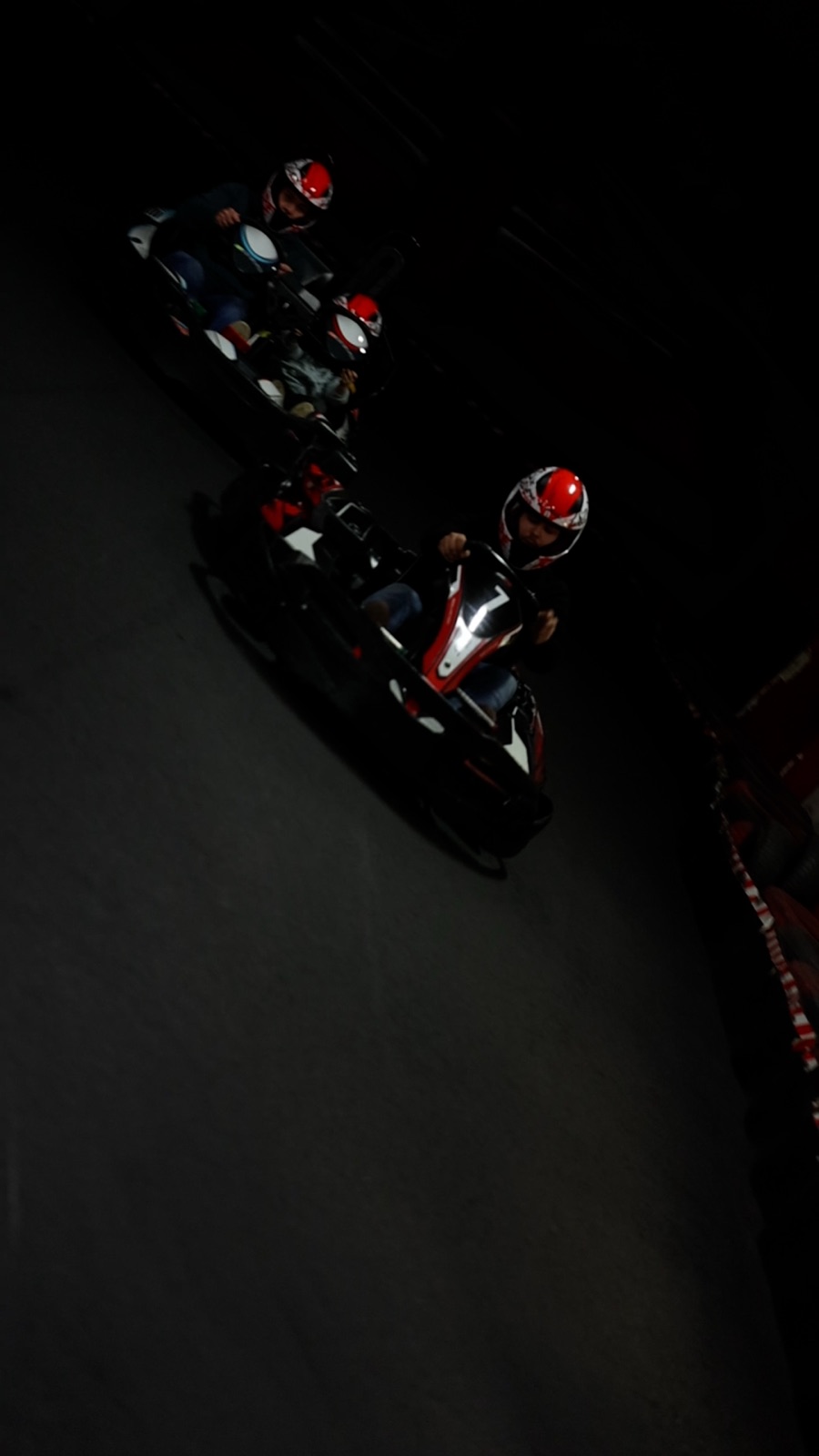 Voucher na przejazd gokartem ICF Karting