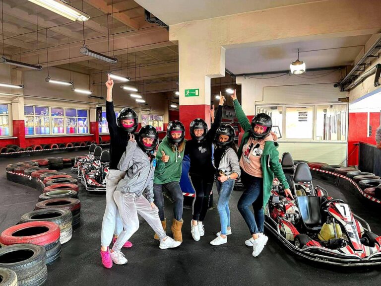 Wyjazd integracyjny na Podkarpaciu: karting i sala w jednym miejscu